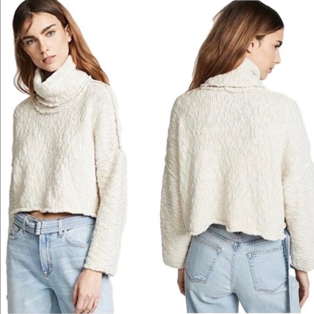 FREE PEOPLE Womens Cream Cowl Neck Textured Crop Sweater Pullover Top Size XS - Picture 3 of 6